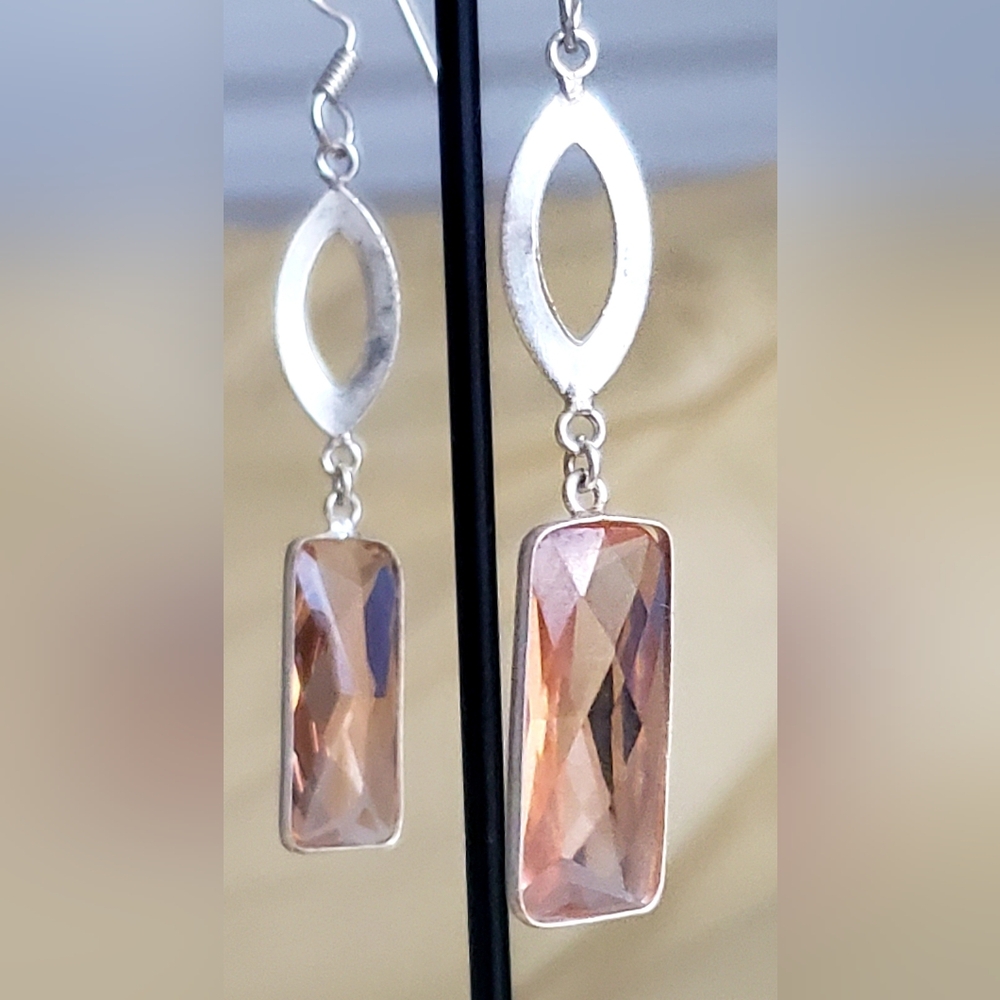 Morganite Gemstone & Silver Dangle Earrings, NWOT,  Rectangular, Artsy, Wire